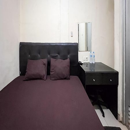Arcadia Rooms Redpartner Yakarta Exterior foto