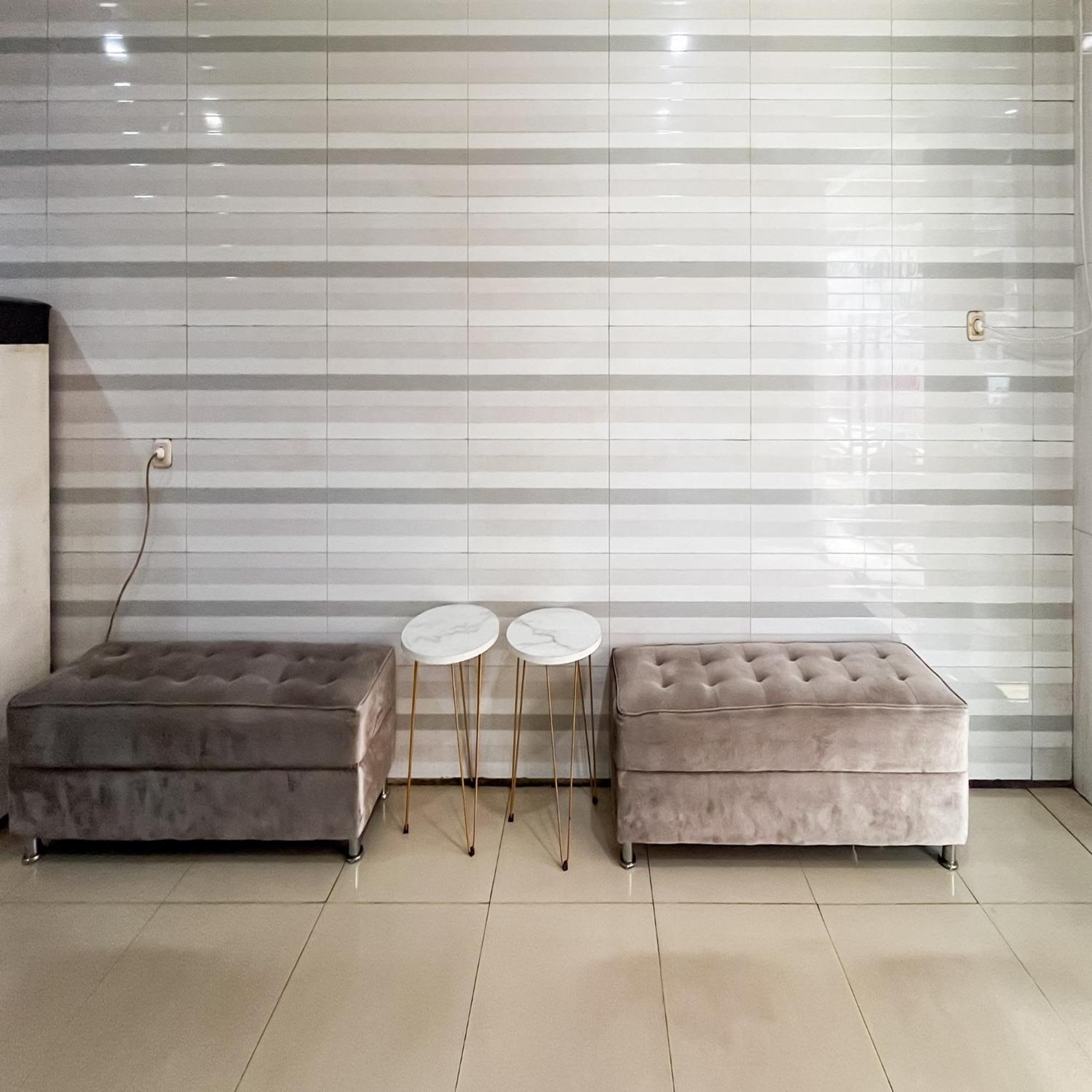 Arcadia Rooms Redpartner Yakarta Exterior foto